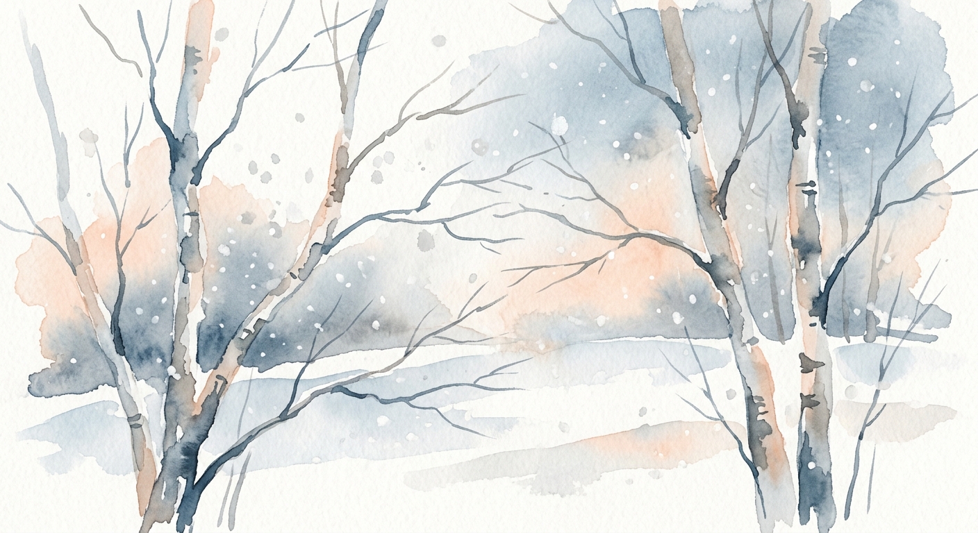 Aquarell von leichtem Schneefall über kahlen Birken in gedämpften Grau-Blau-Tönen