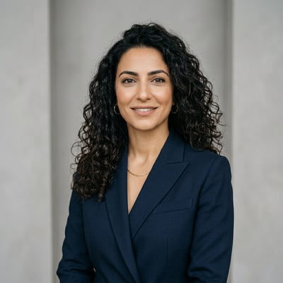 Das Energie-CEO-Portrait, das Versorgungsverantwortung trägt — KI-generiertes Beispiel 37
