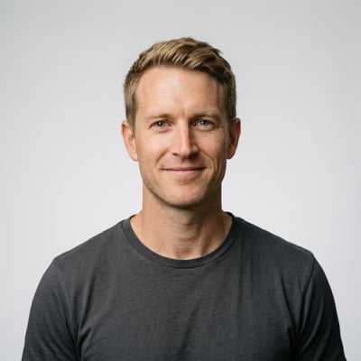 Portfolio-Profilbild minimalistisch: du als dein eigenes bestes Werk — KI-generiertes Beispiel 8