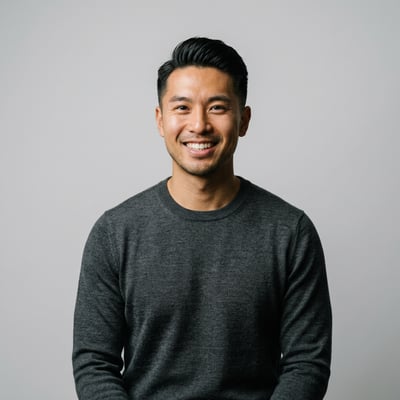 Portfolio-Profilbild minimalistisch: du als dein eigenes bestes Werk — KI-generiertes Beispiel 10