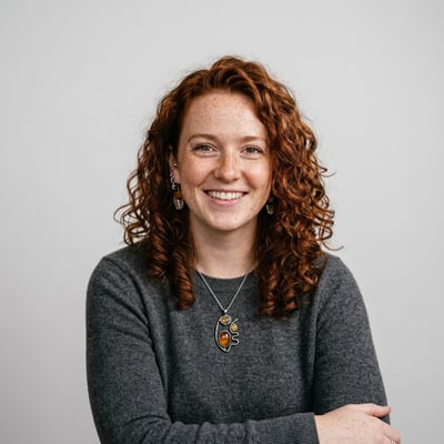 Portfolio-Profilbild minimalistisch: du als dein eigenes bestes Werk — KI-generiertes Beispiel 41