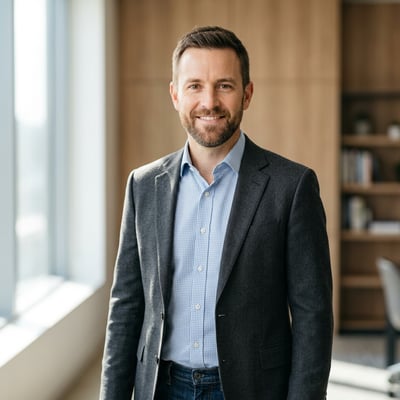 Dein Personal-Branding-Portrait als Mindfulness-Coach — Präsenz, die — KI-generiertes Beispiel 1